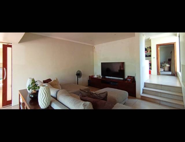 6 BEDROOM HOUSE FOR SALE IN MORNINGSIDE
